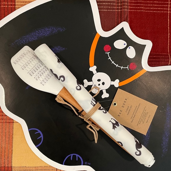 Rae Dunn 3 piece Baking Set SCAREDY CAT πββ¬ - Picture 2 of 3